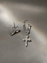 Rhinestone Cross Decor Earring